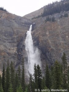 Takakkaw Falls