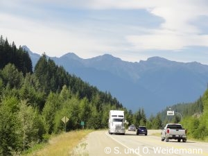 Auf dem Highway 16