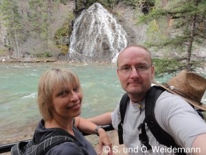 Wir am Maligne Canyon