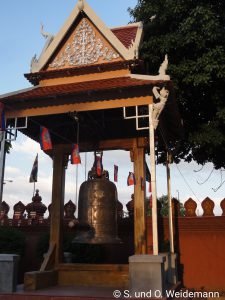 Auf dem Gelände der Ounnalom Pagode