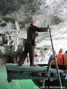 Einfahrt in die Hang Luon Höhle